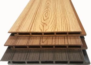 Доска из ДПК, которую можно монтировать как на стены, так и на пол