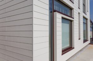 Отделка гладкими панелями Кедрал клик